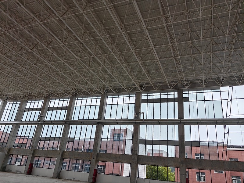 高唐小学网架工程