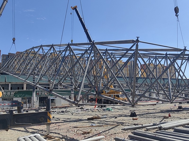 乌鲁木齐九鼎蔬菜市场网架工程